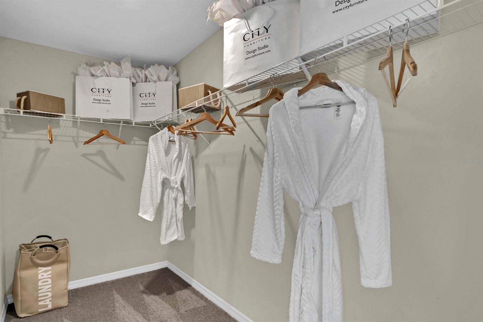 Palms-Ph 5 - Residential