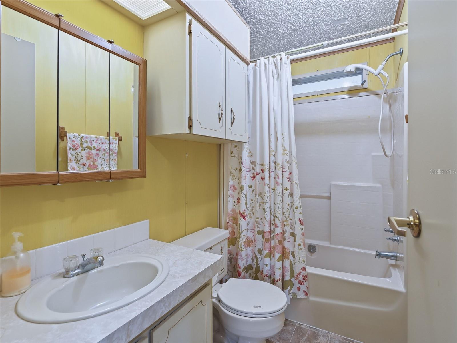 LAKE WEIR HEIGHTS - Residential