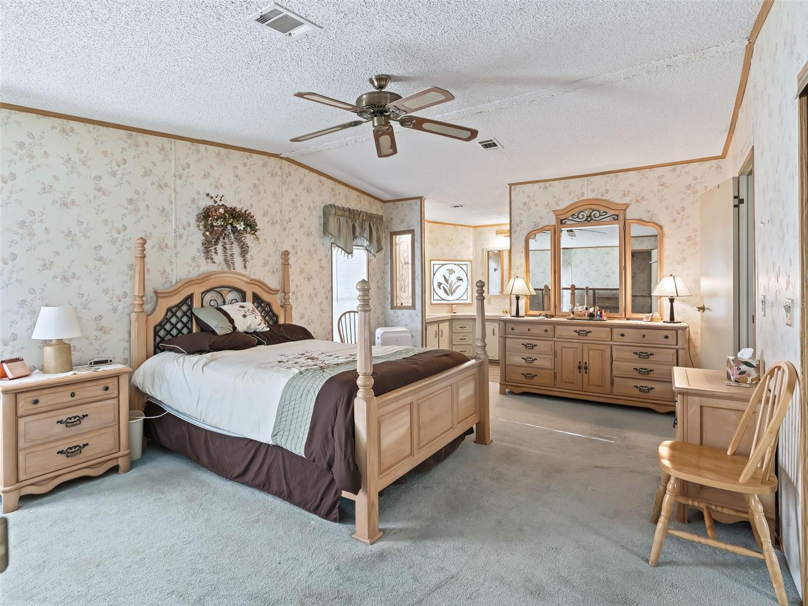 LAKE WEIR HEIGHTS - Residential