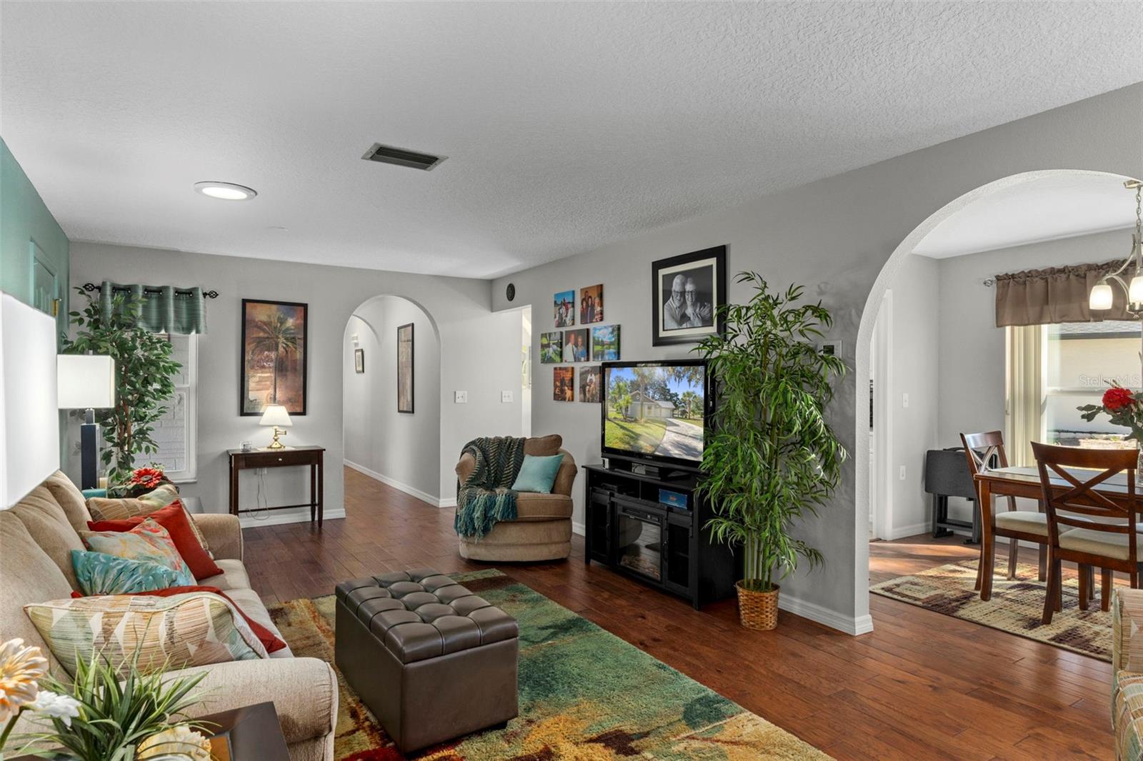 SAN CLEMENTE VILLAGE - Residential