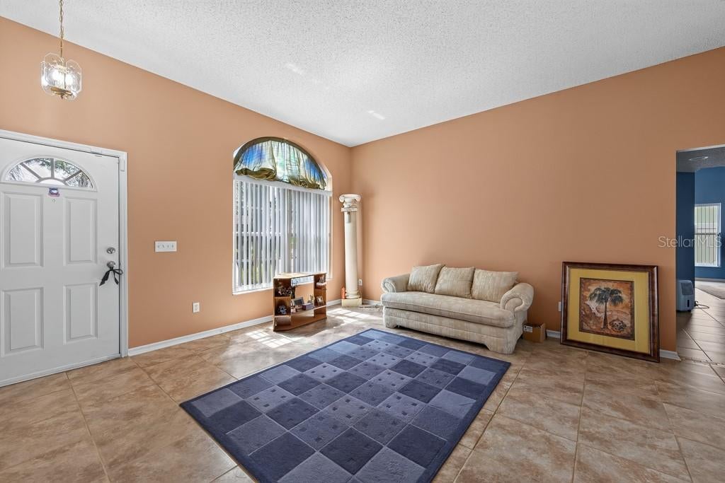 4609 OAK RIVER CIRCLE
