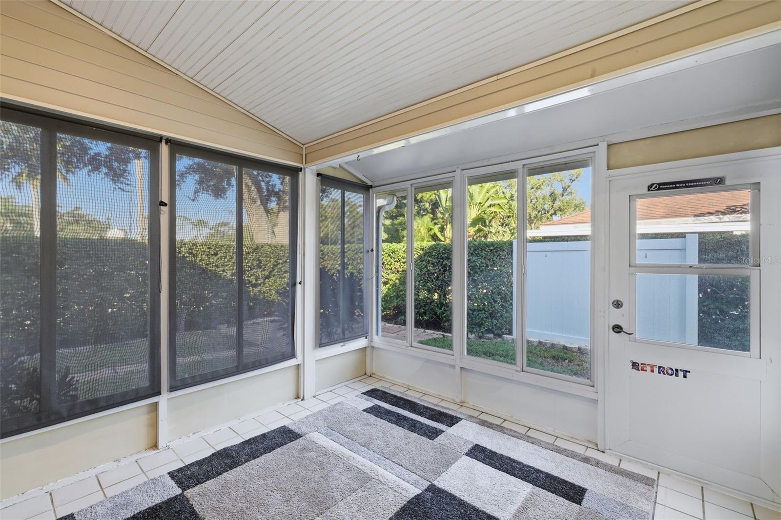 LAKE HERON - Residential