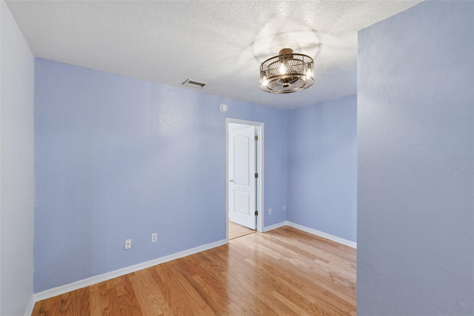 LAKE HERON - Residential