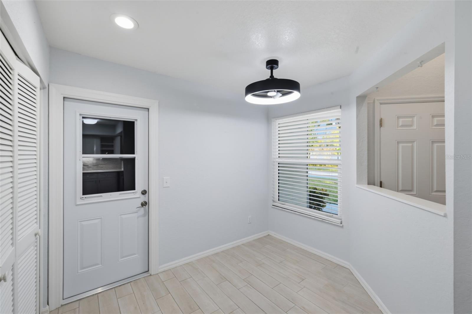 LAKE HERON - Residential