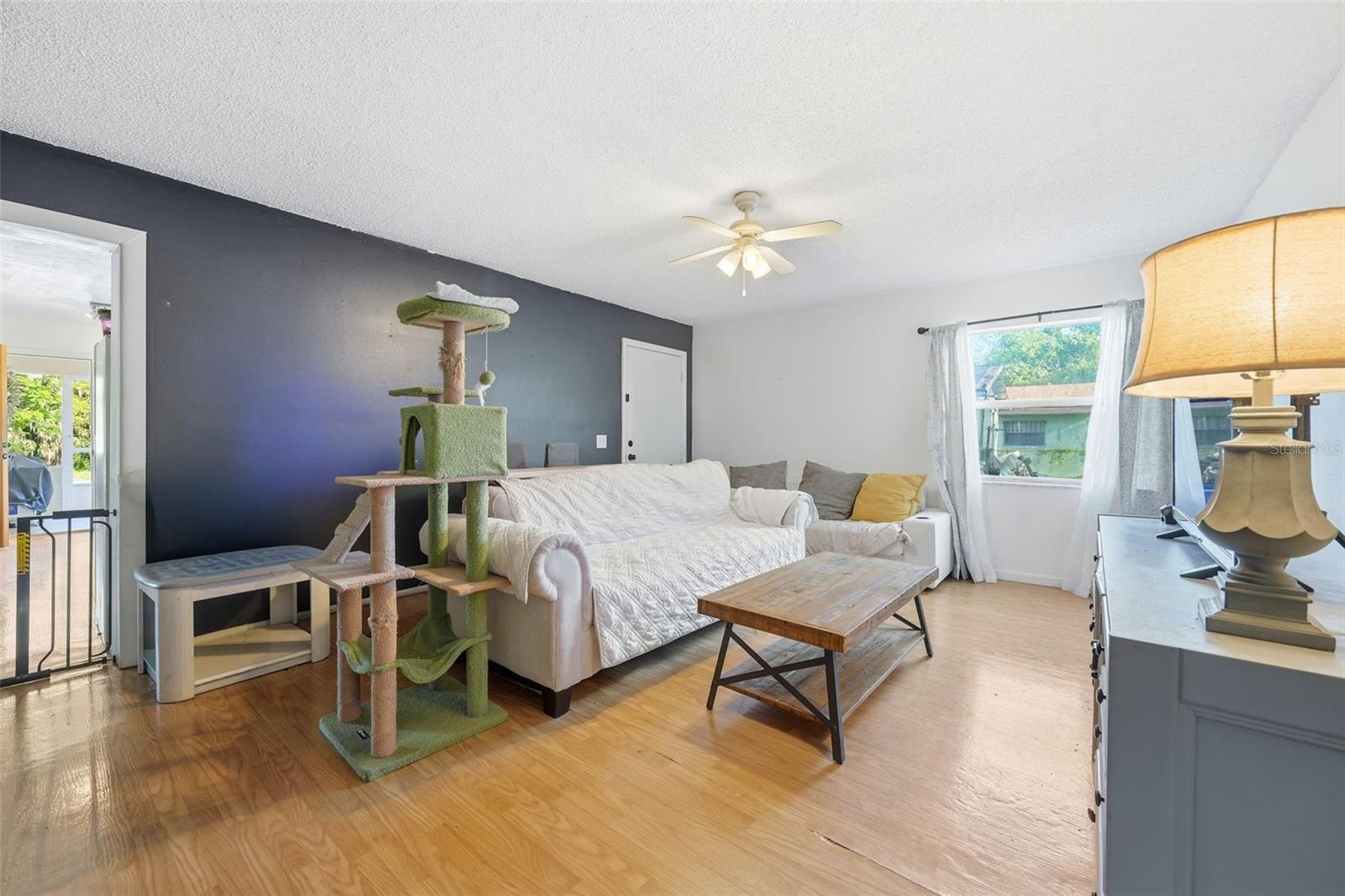 HARLEM LEESBURG - Residential