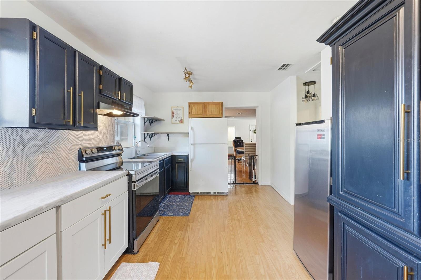 HARLEM LEESBURG - Residential