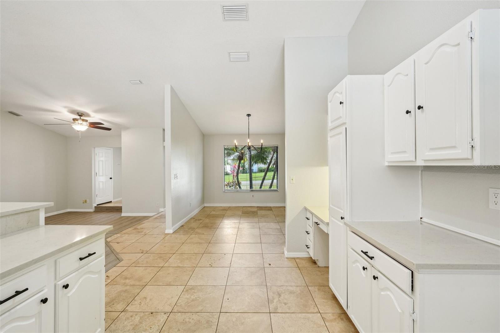 LAKE VALENCIA UNIT 3B - Residential