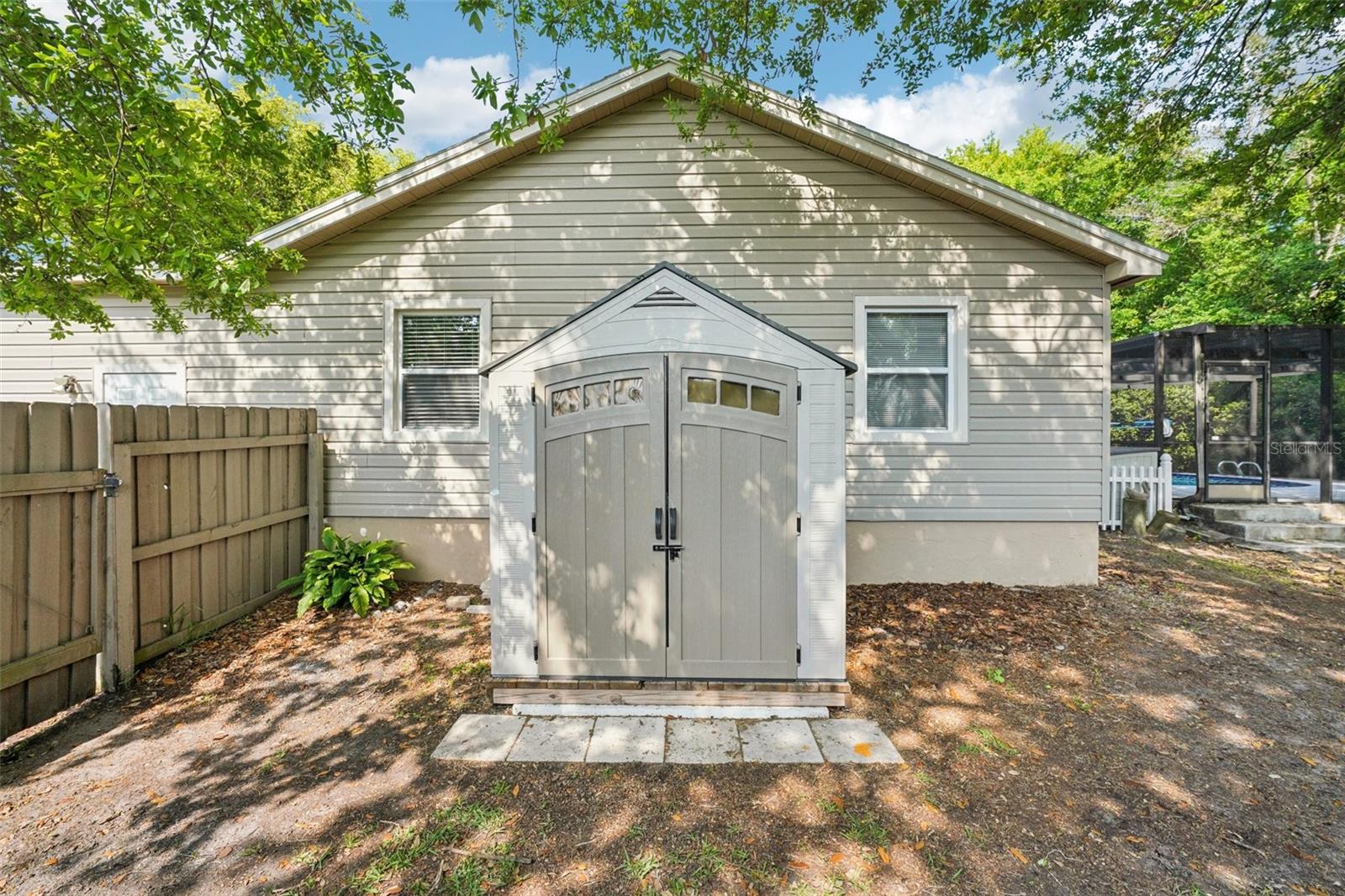 LAKE VALENCIA UNIT 3B - Residential