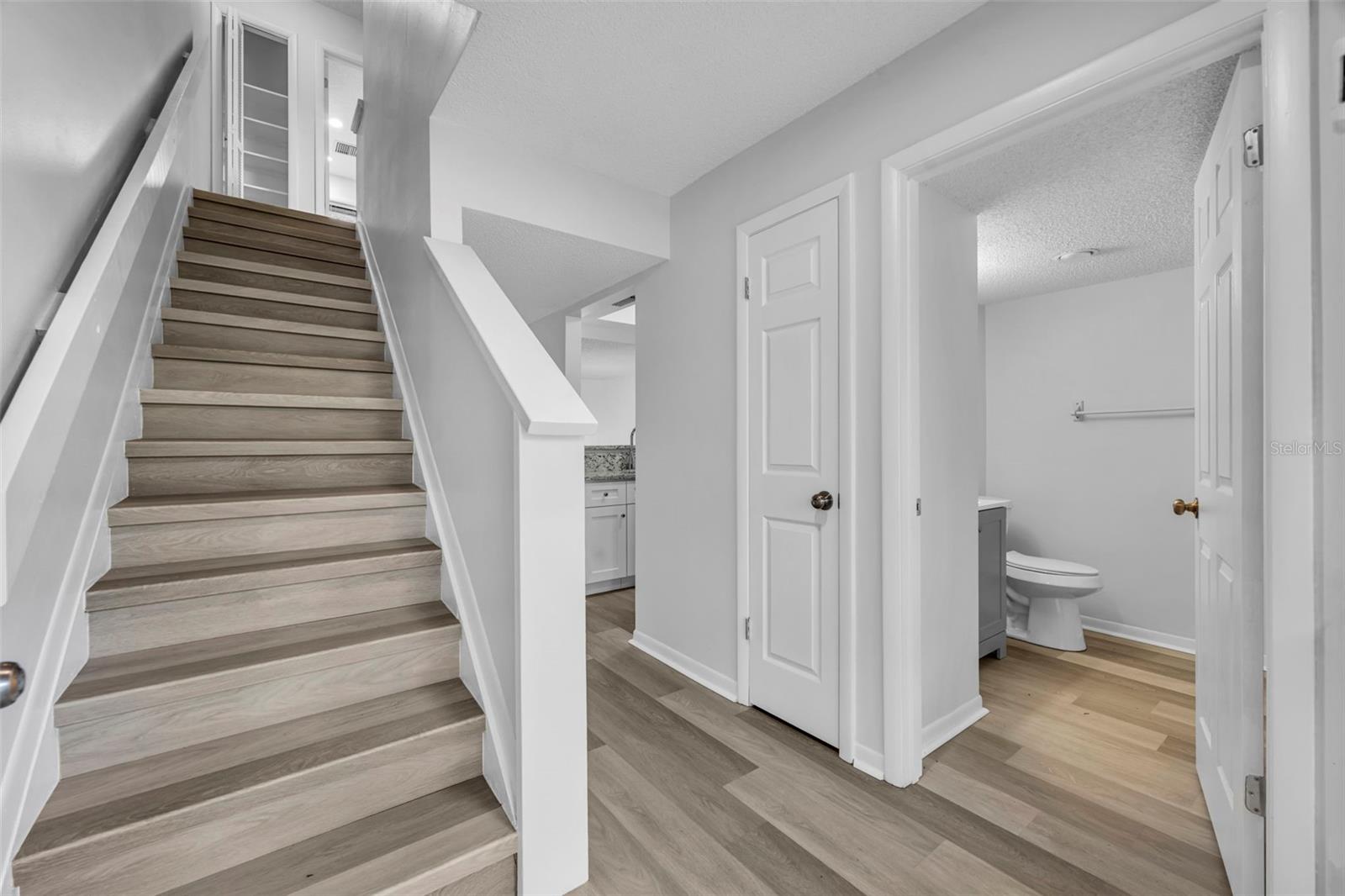 5089 EAGLESMERE DRIVE D09