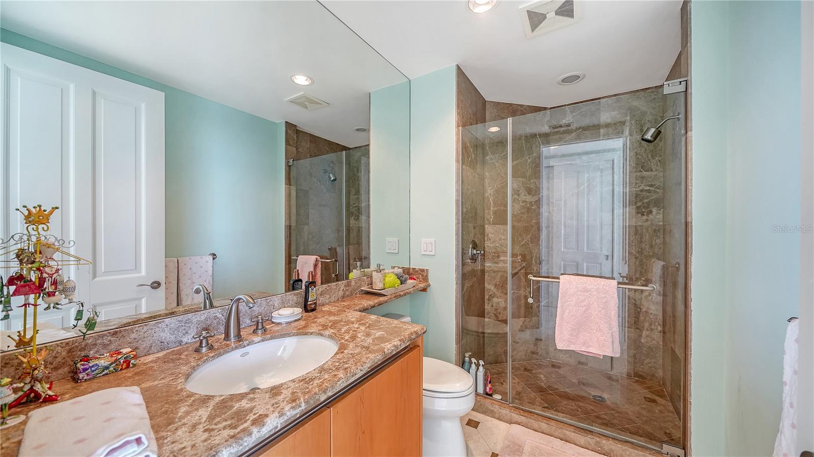 THE BEACH RESIDENCES - Residential