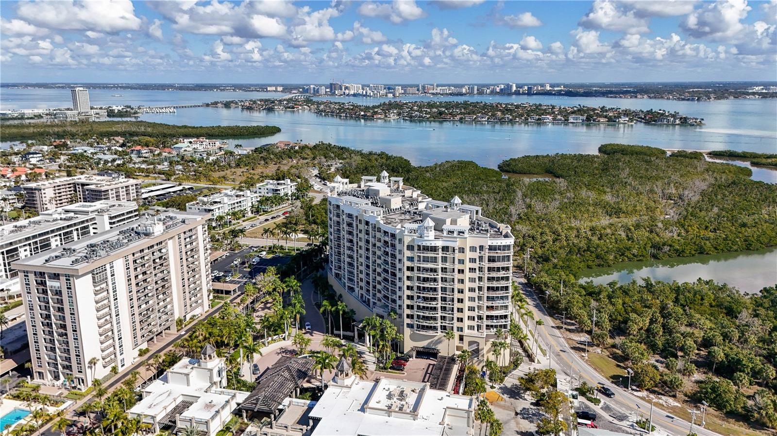 THE BEACH RESIDENCES - Residential