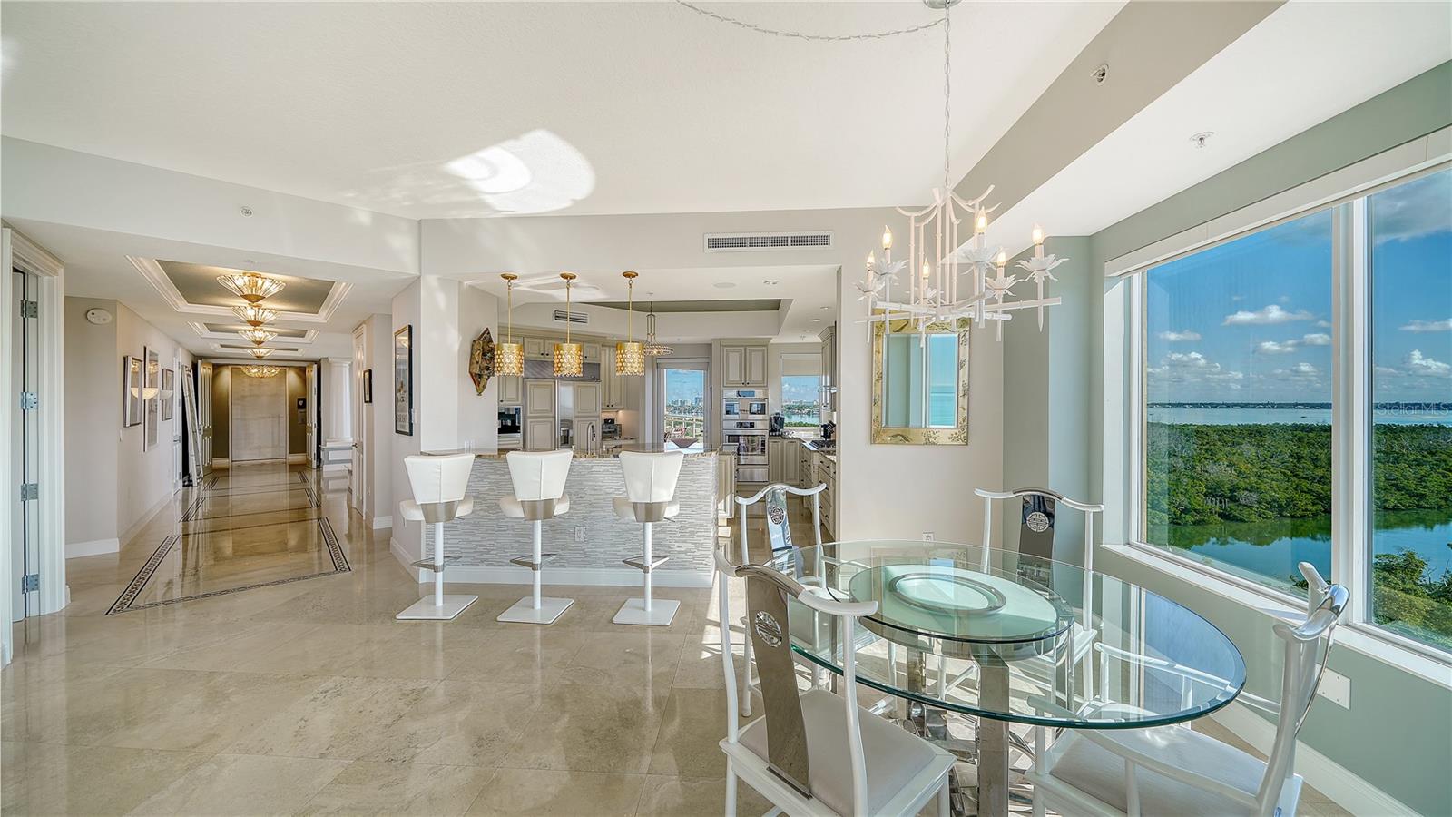 THE BEACH RESIDENCES - Residential