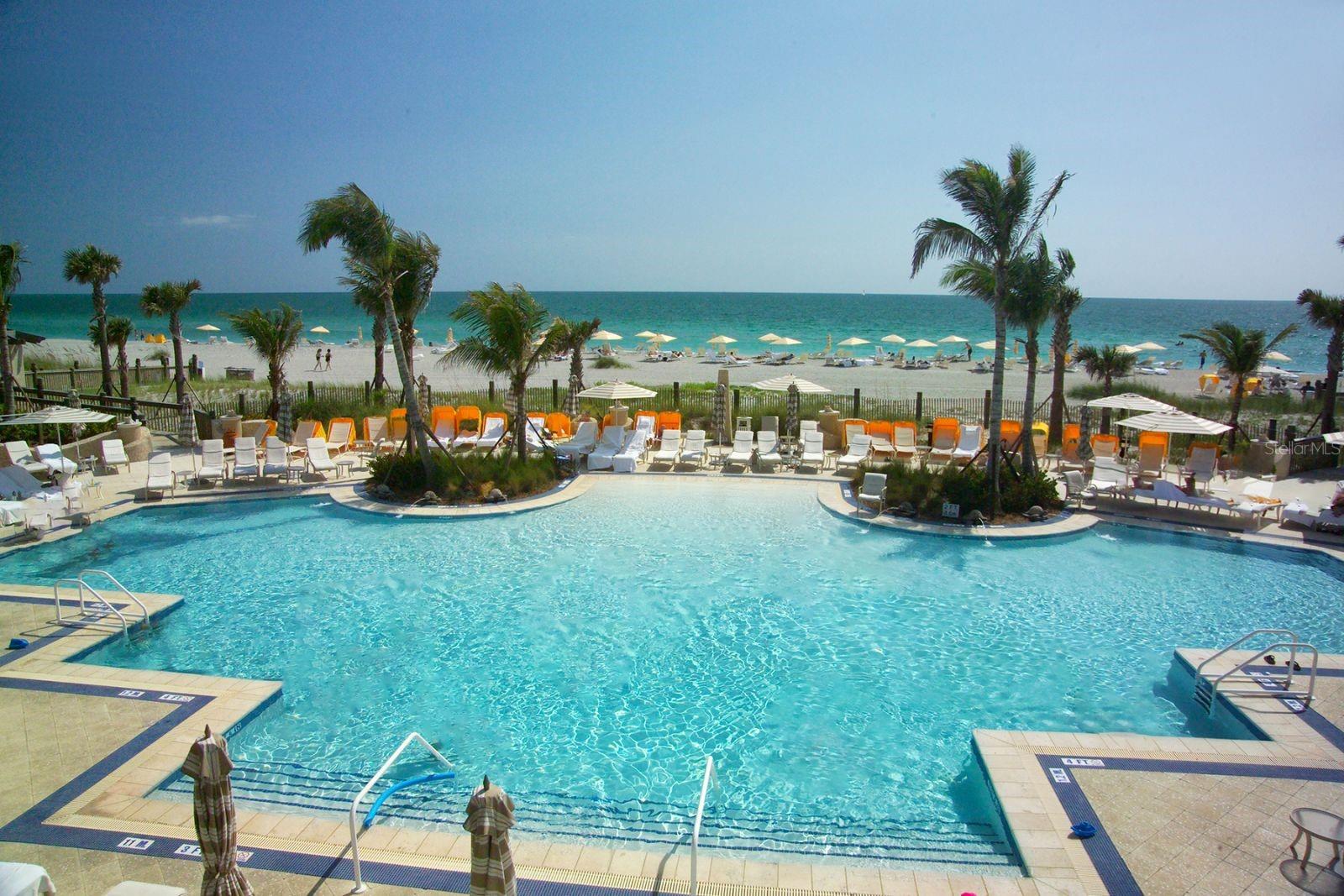 THE BEACH RESIDENCES - Residential