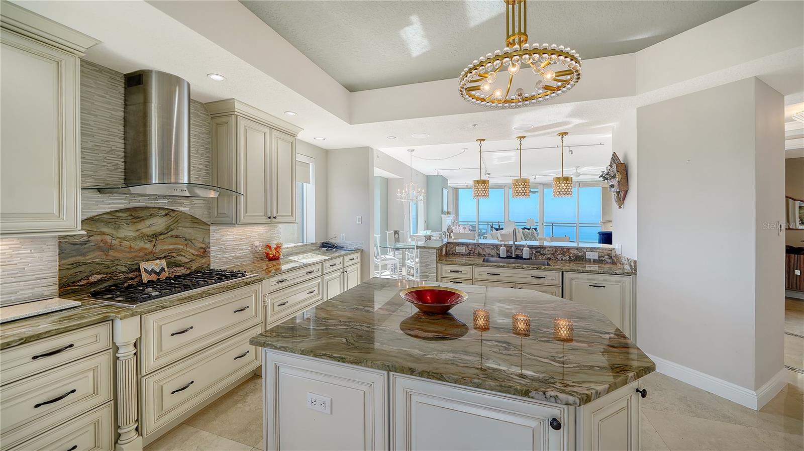 THE BEACH RESIDENCES - Residential