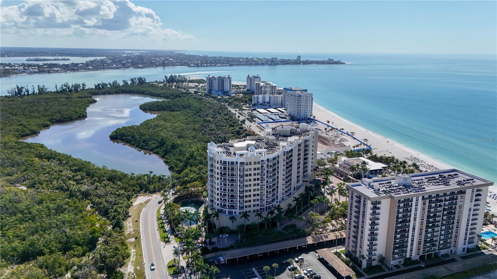 THE BEACH RESIDENCES - Residential