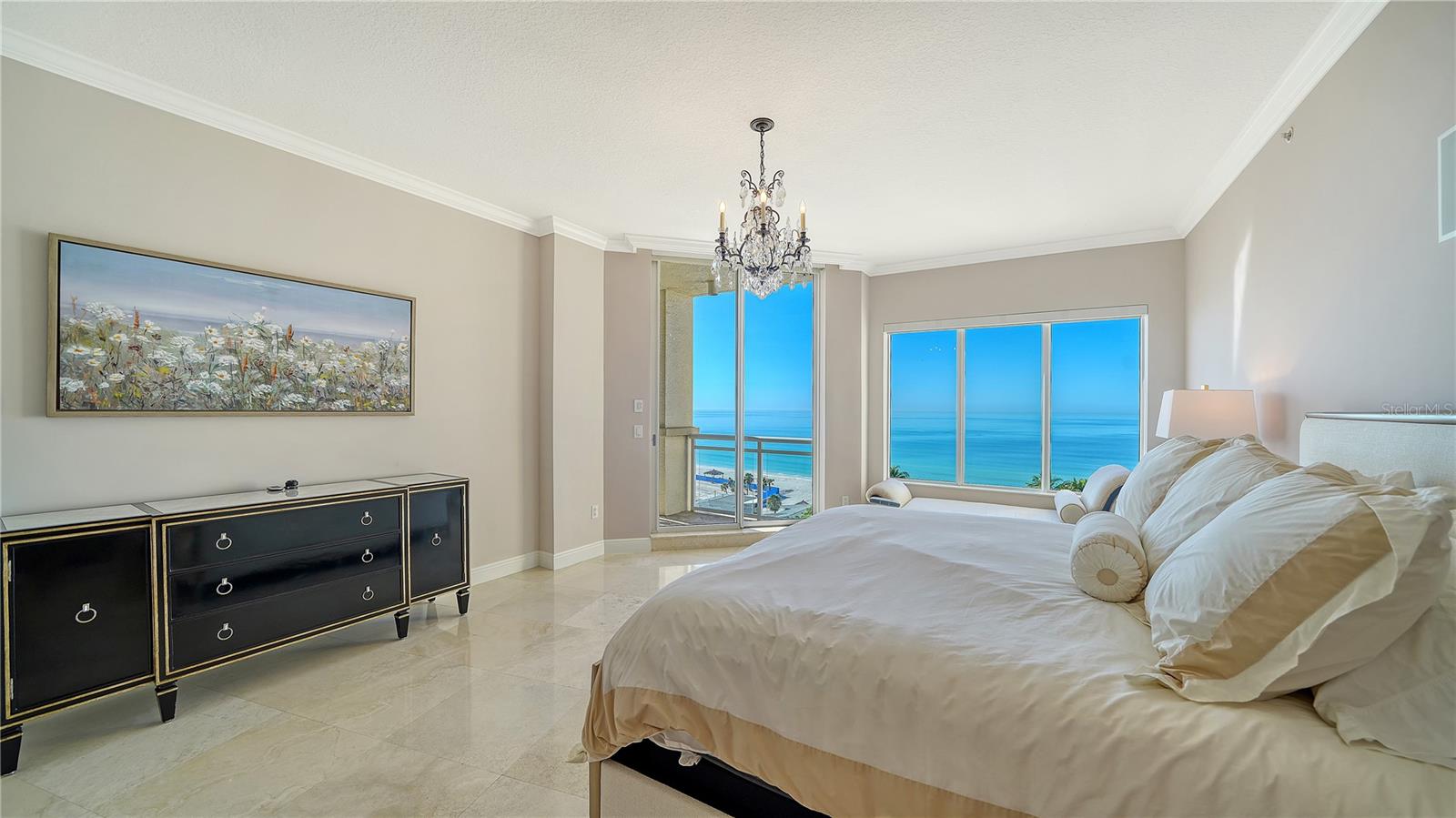 THE BEACH RESIDENCES - Residential