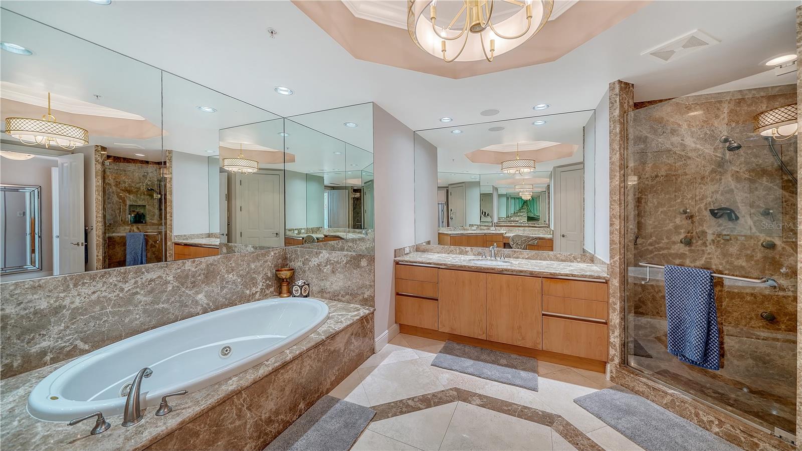 THE BEACH RESIDENCES - Residential