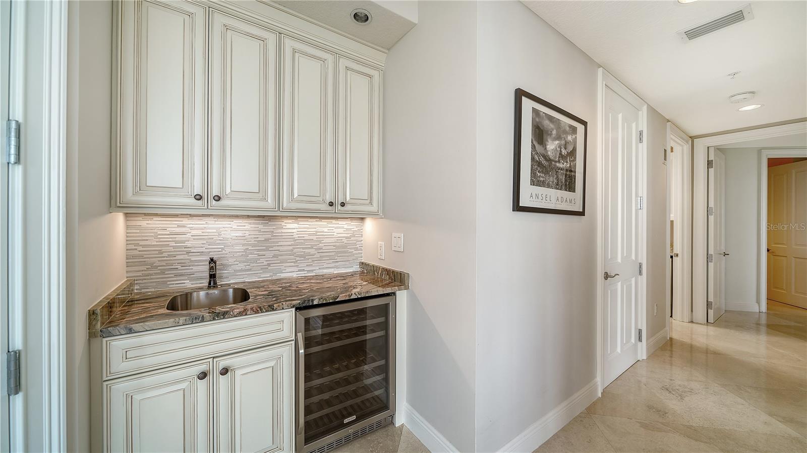 THE BEACH RESIDENCES - Residential