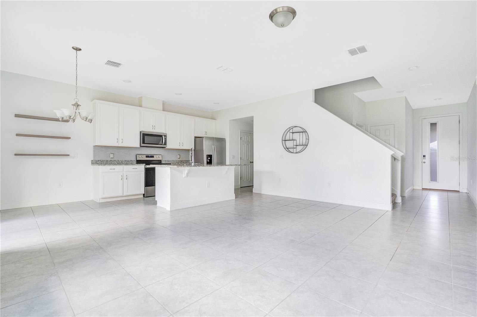 ENCLAVE AT HAWKS CREST - Residential Lease