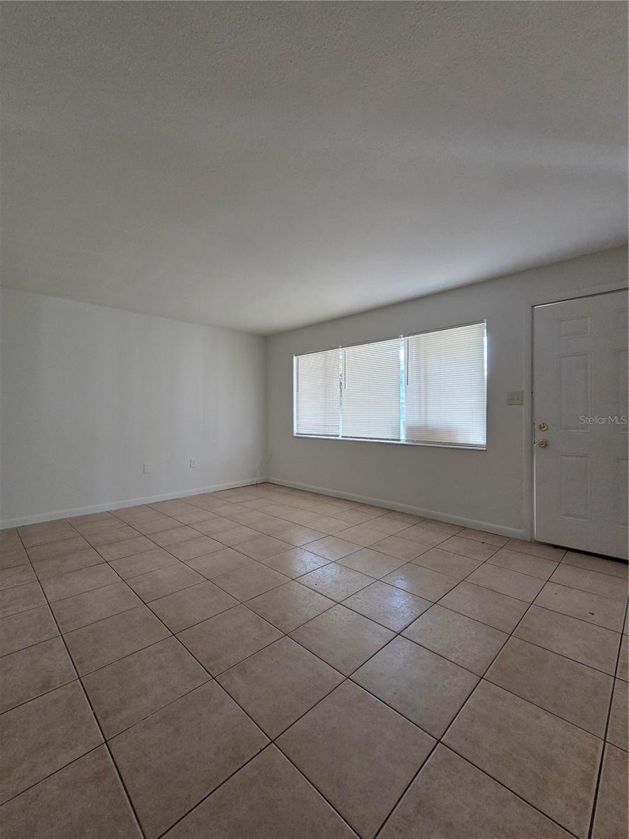 180 MINNA LANE 310