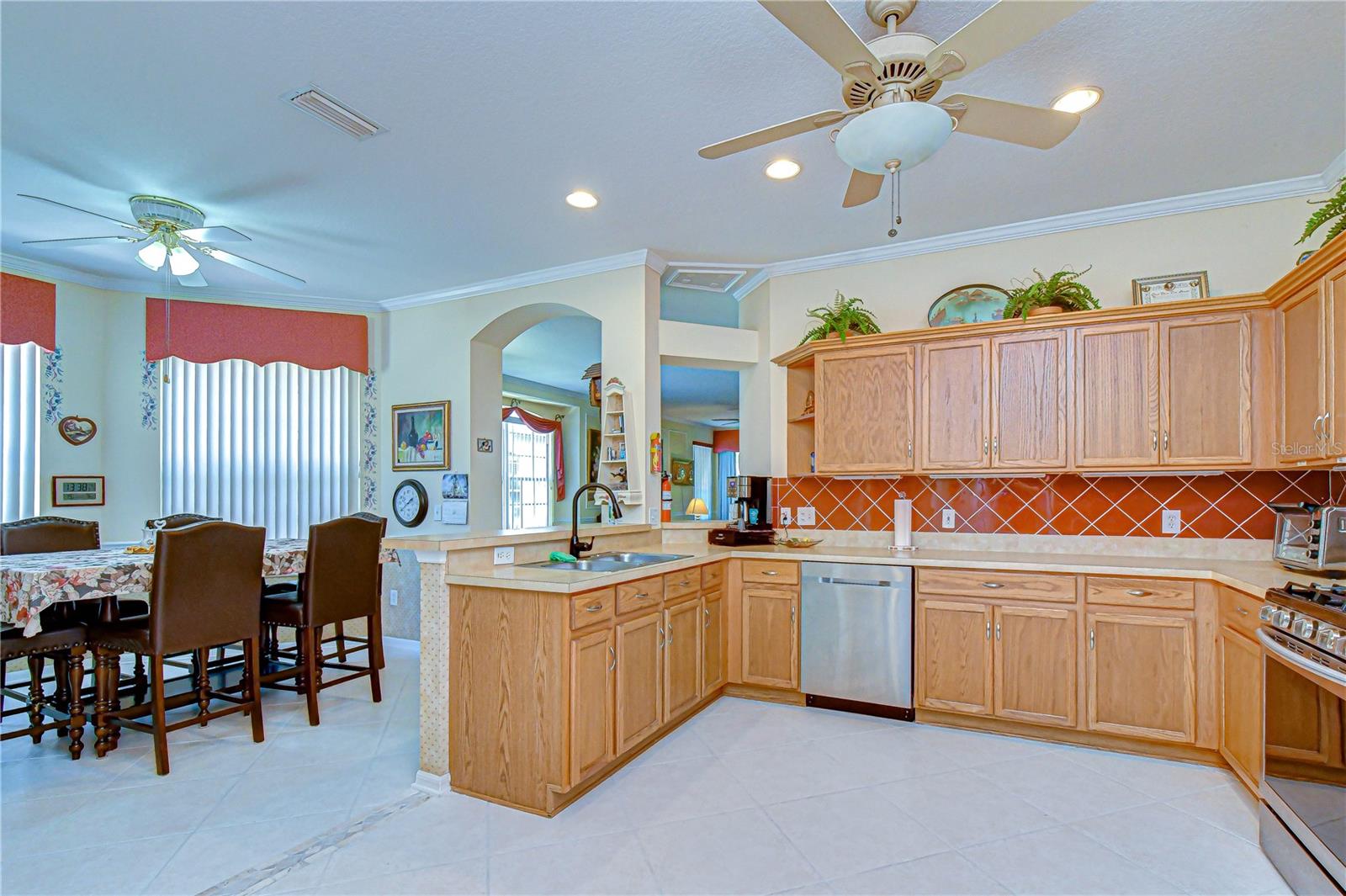 FISHHAWK RANCH - Residential