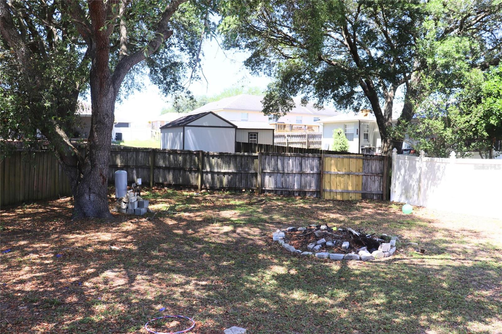 SILVER SPGS SHORES UN 25 - Residential