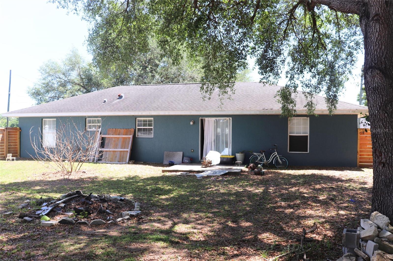 SILVER SPGS SHORES UN 25 - Residential