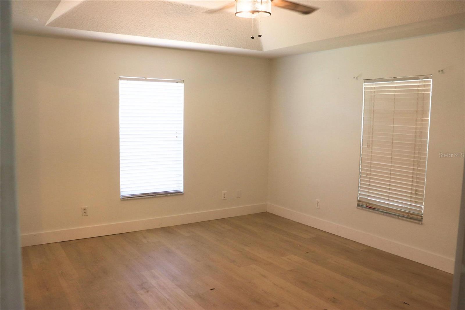 SILVER SPGS SHORES UN 25 - Residential