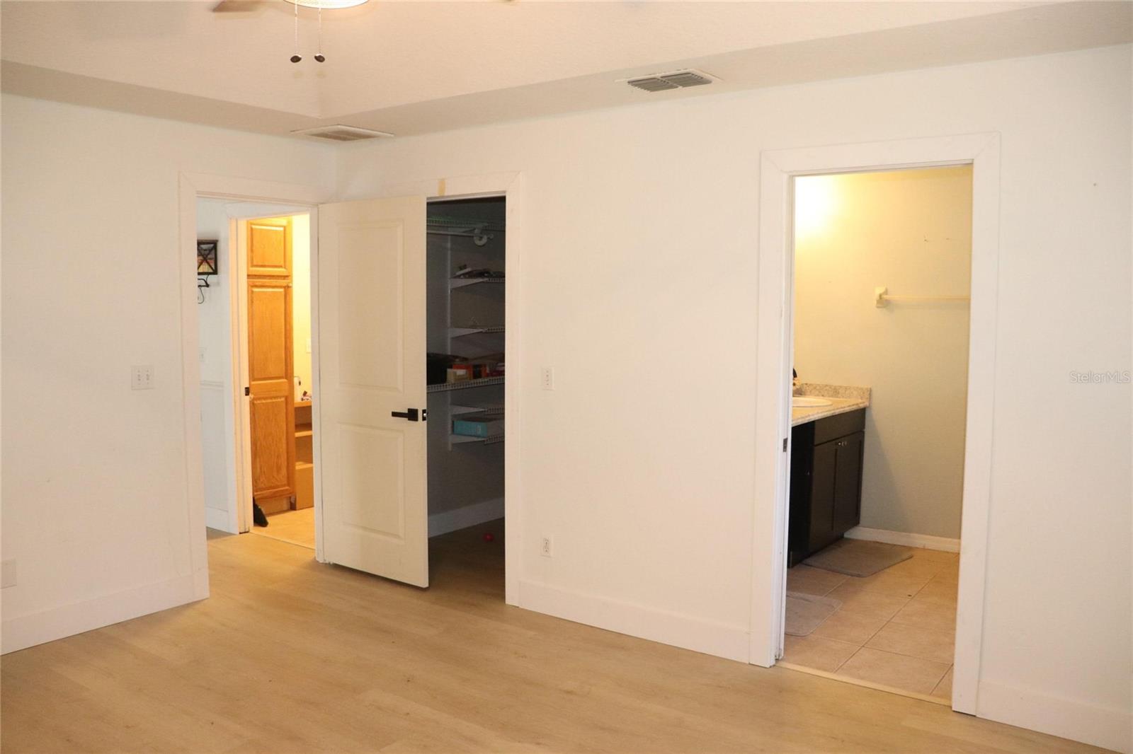 SILVER SPGS SHORES UN 25 - Residential