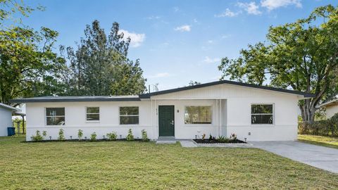 Photo of 413 Country Club Drive, Oldsmar, FL 34677 (MLS # O6422167)