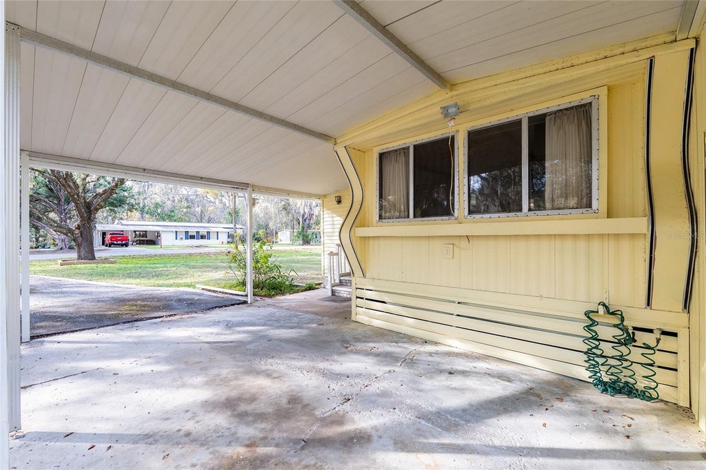 Photo of 3809 Cr 405n, Lake Panasoffkee, FL 33538 (MLS # G5117708)