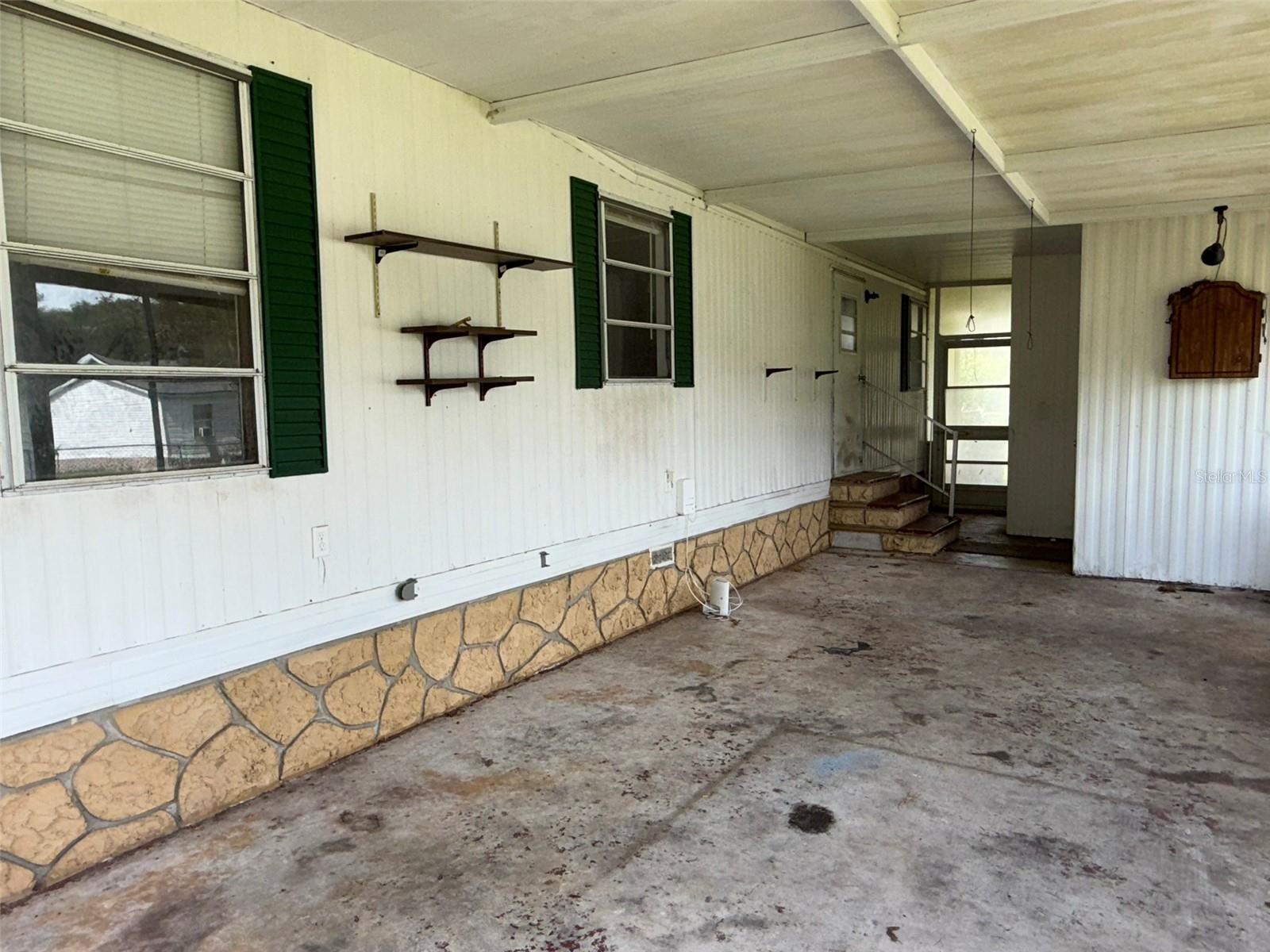 OCALA EAST VILLAS UN 01 - Residential