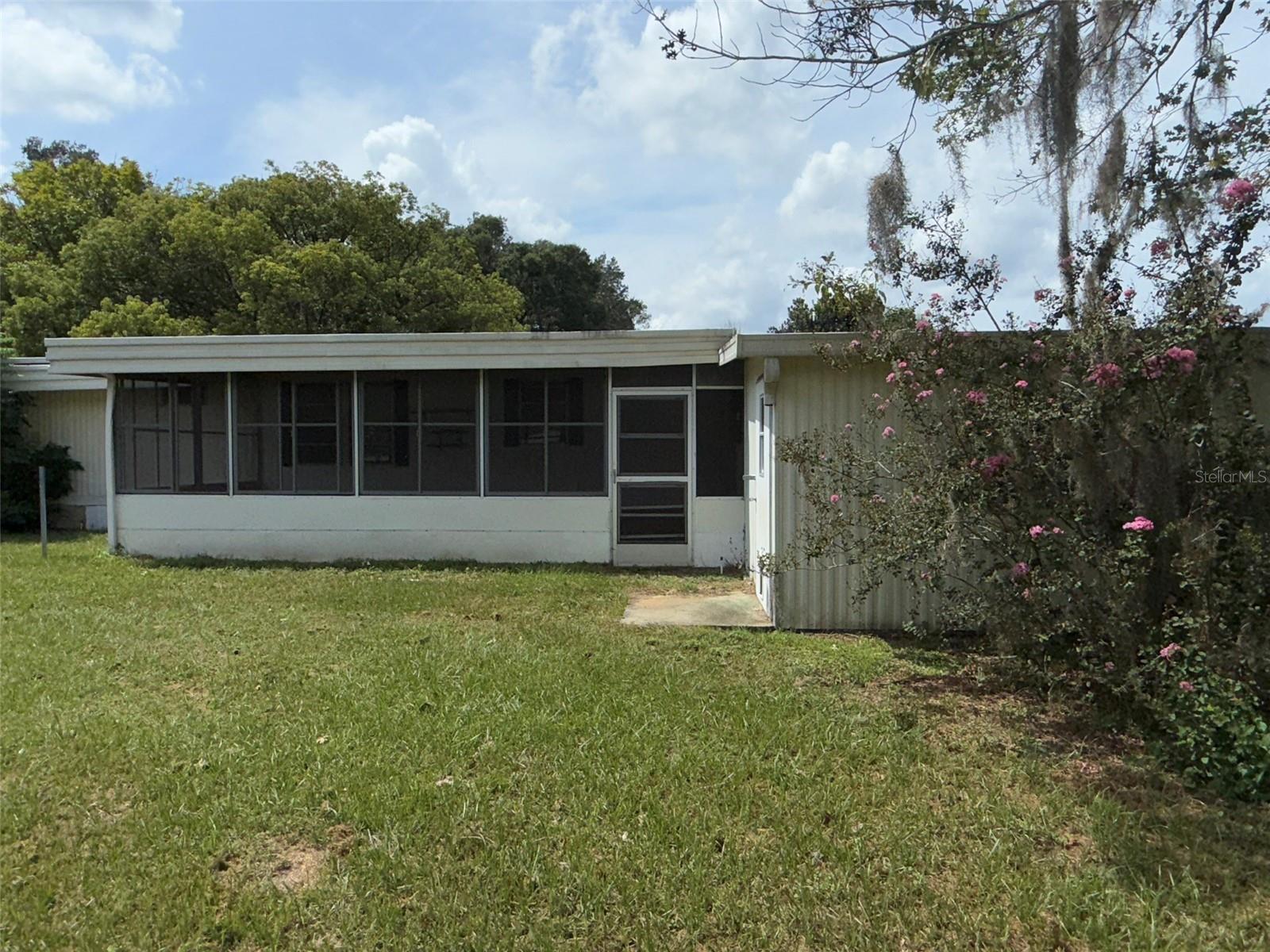 OCALA EAST VILLAS UN 01 - Residential