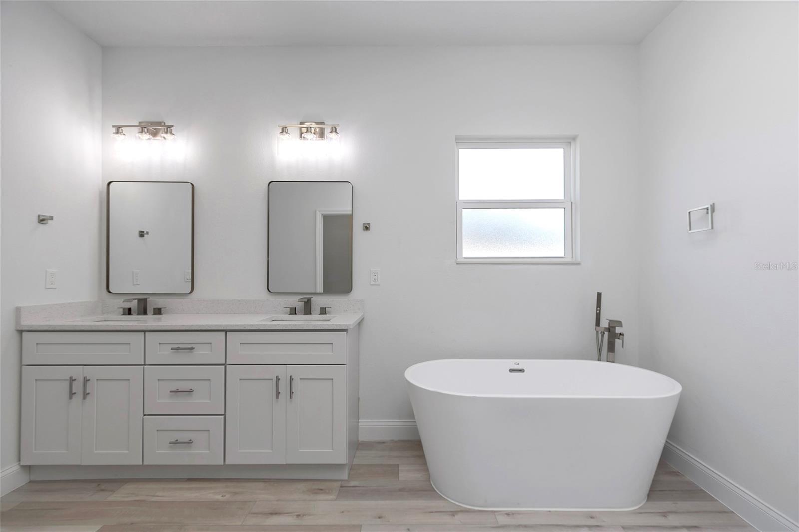 MARION OAKS UN 03 - Residential