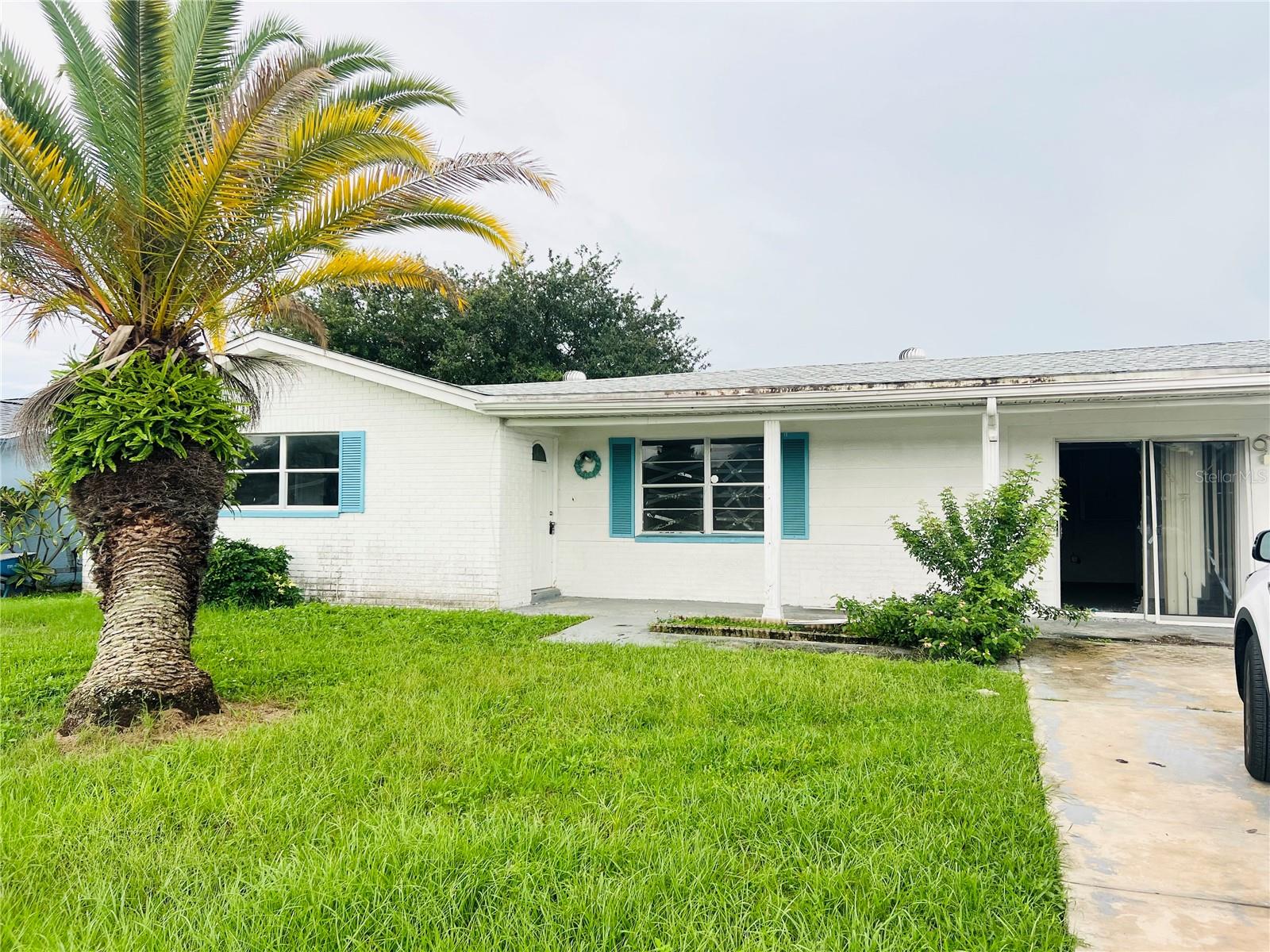 7230 INGLESIDE DRIVE