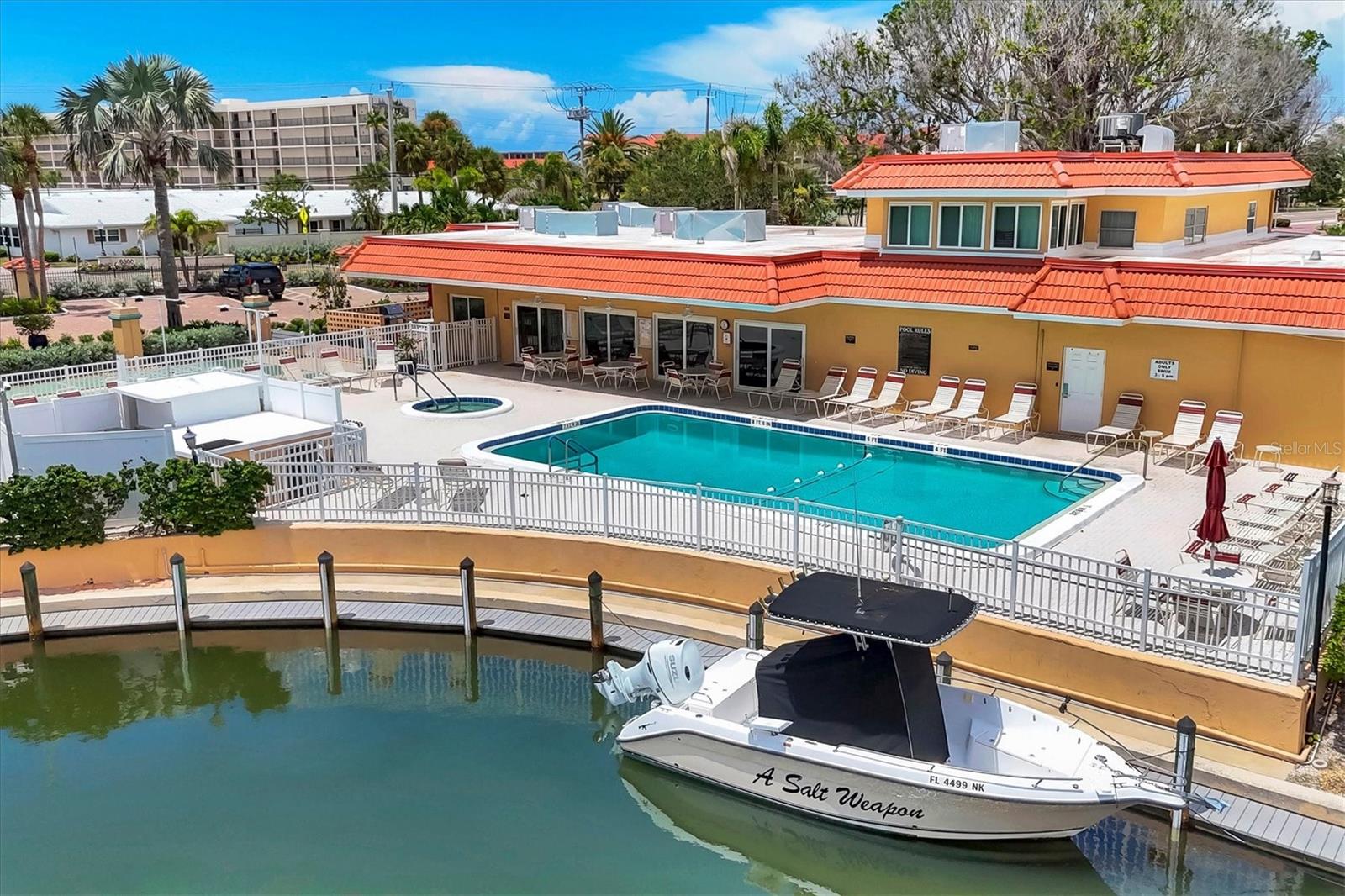 SIESTA HARBOR I - Residential