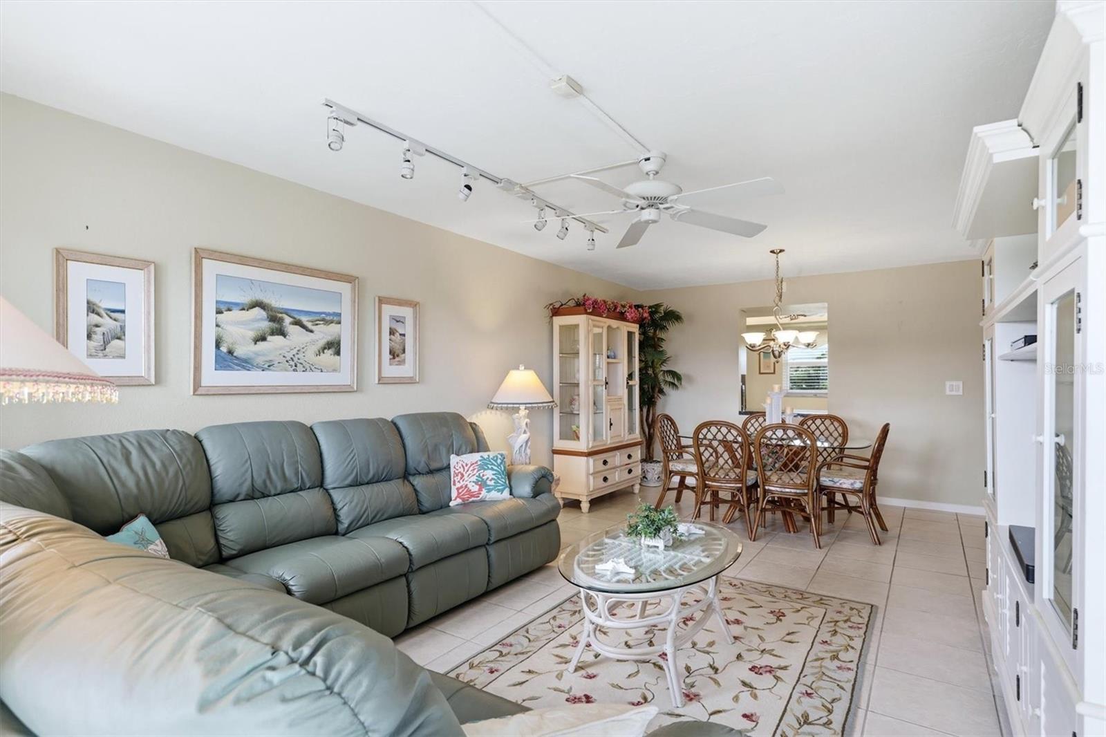 1215 S PORTOFINO DRIVE 406