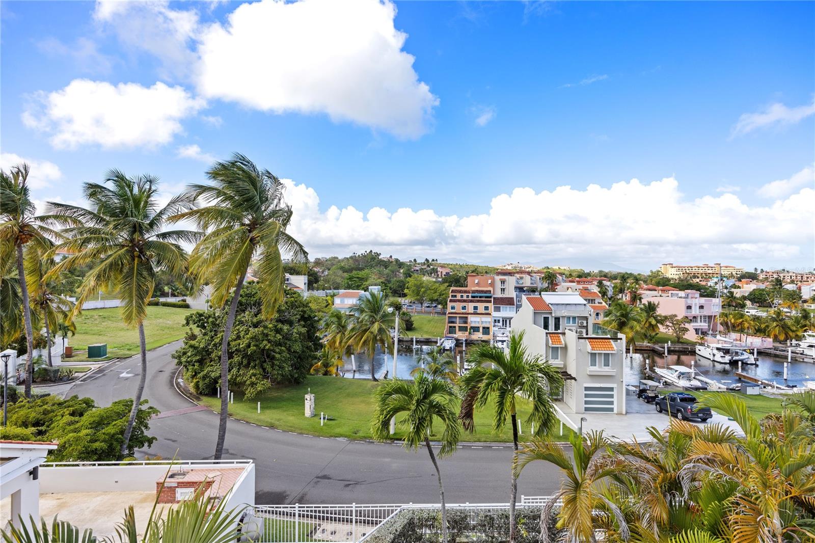 PALMARINA CLUB - Residential