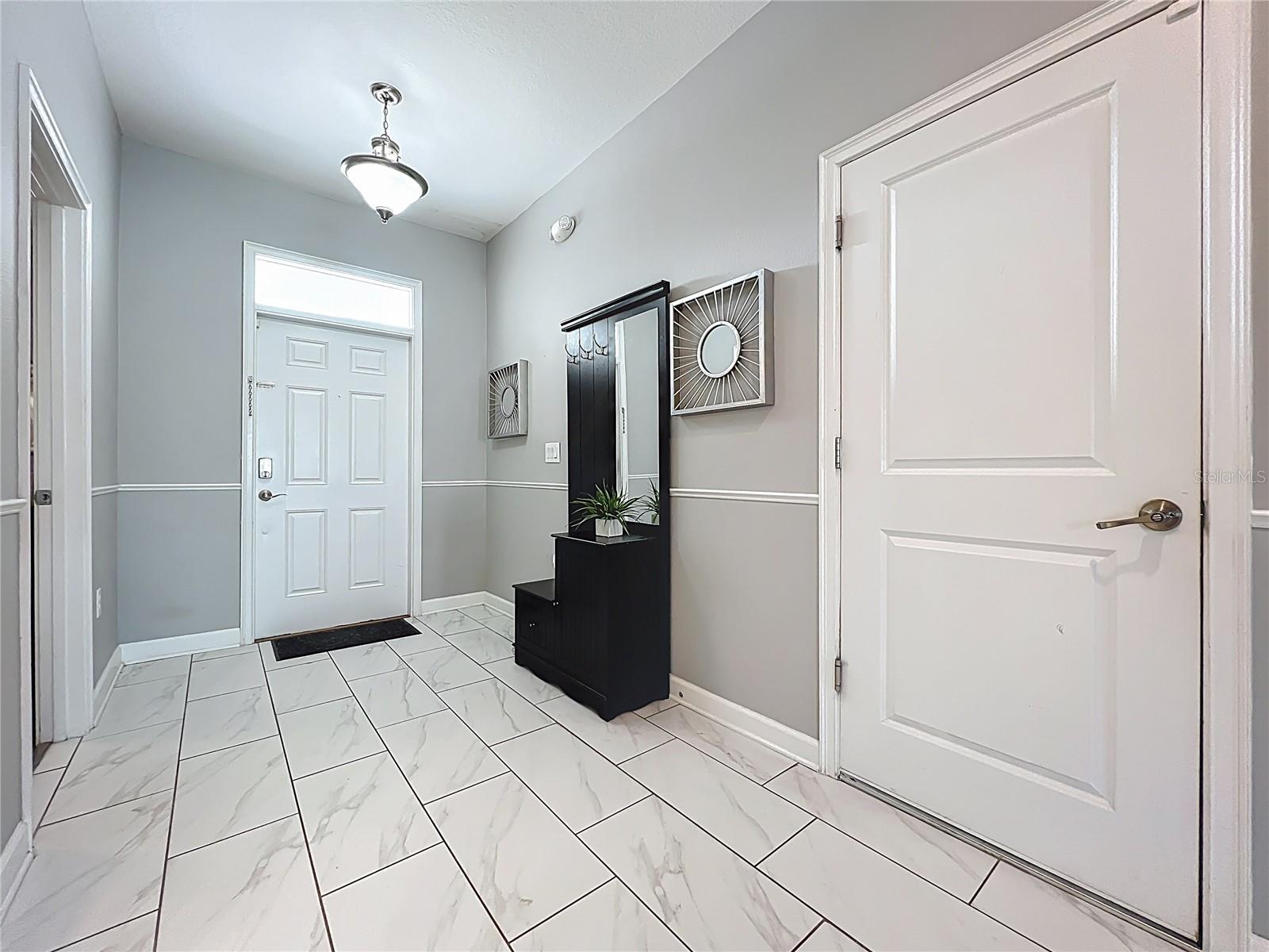 9048 SAND TRAP DRIVE
