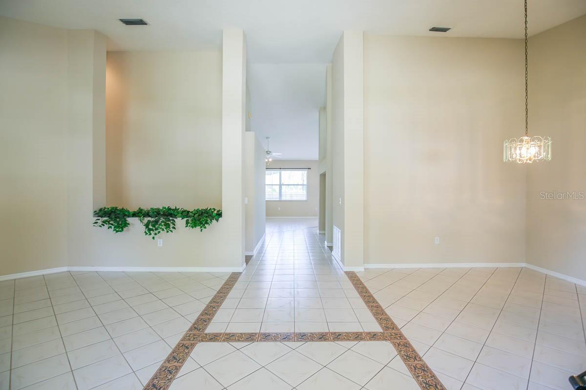 9214 SUNNYOAK DRIVE