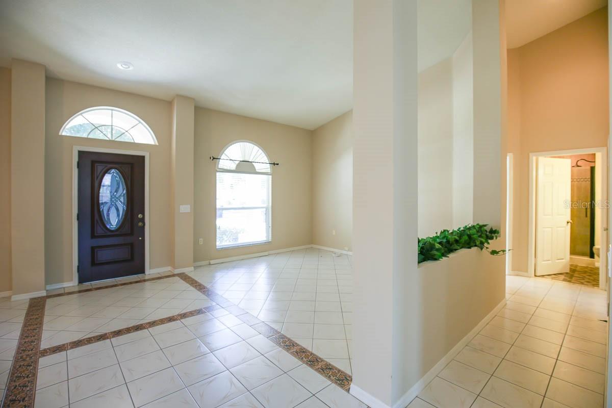 9214 SUNNYOAK DRIVE