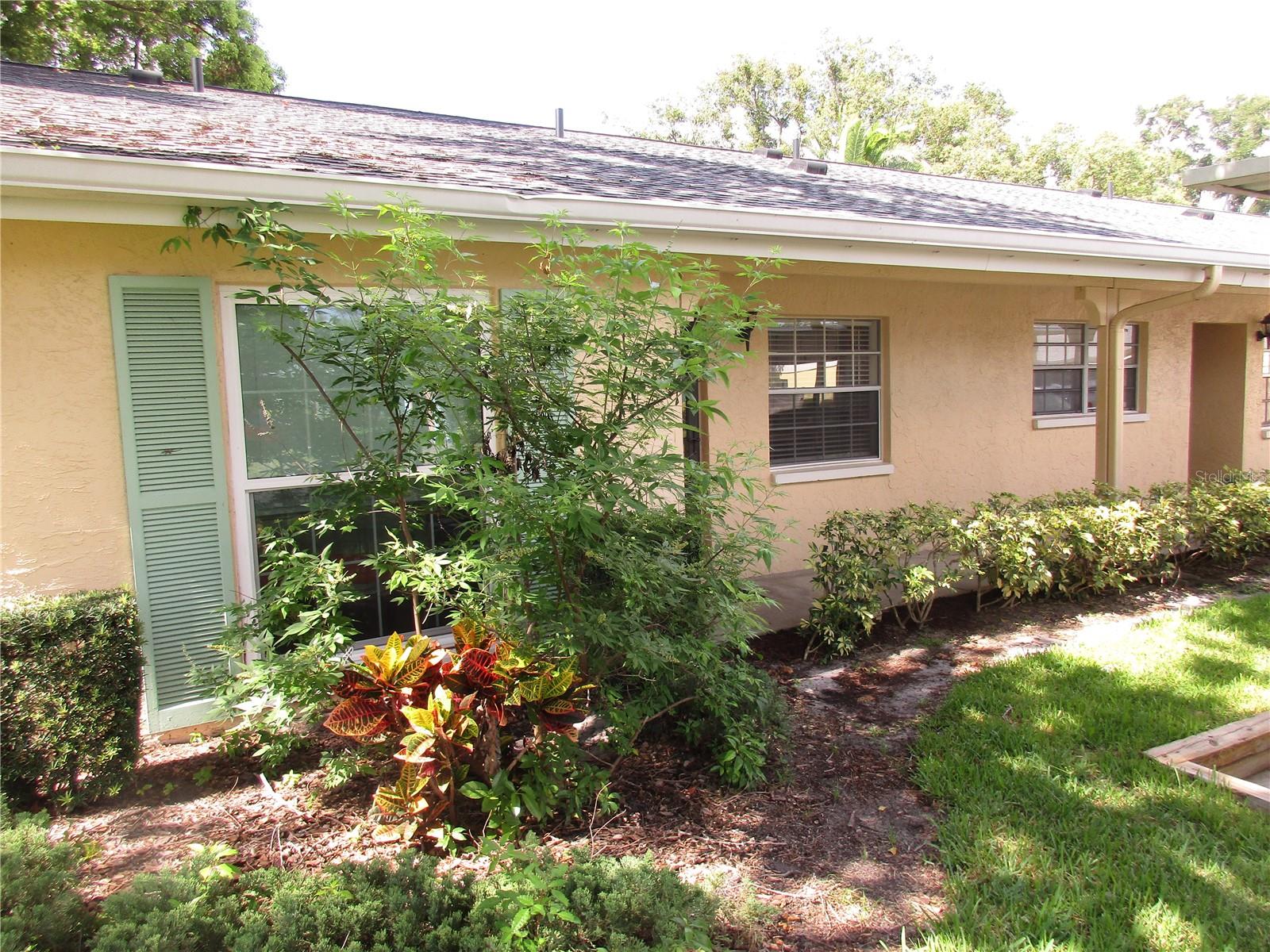 2465 NORTHSIDE DRIVE 1901