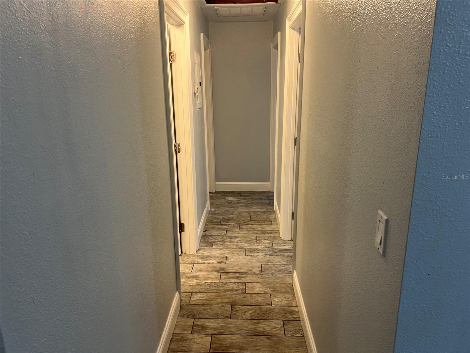 SOUTH TAMPA SUB - Residential Lease