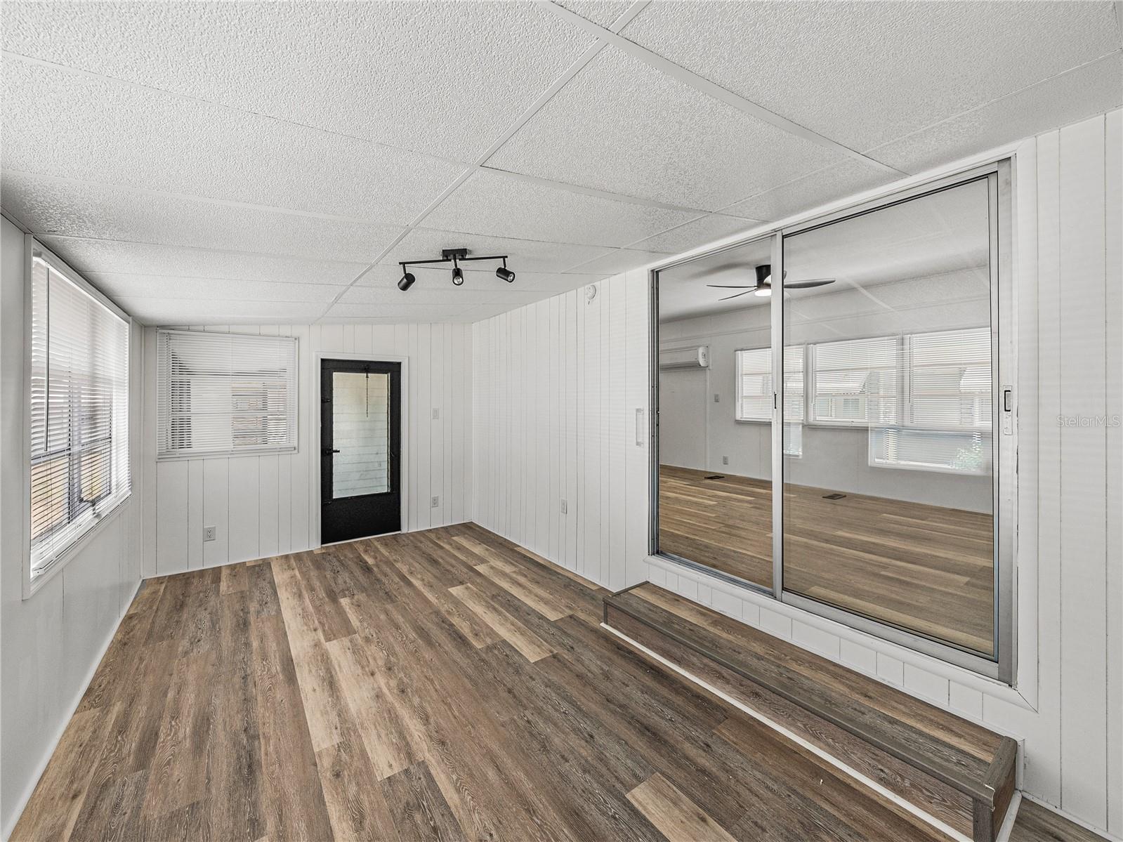 SKYVIEW ESTATES - Residential