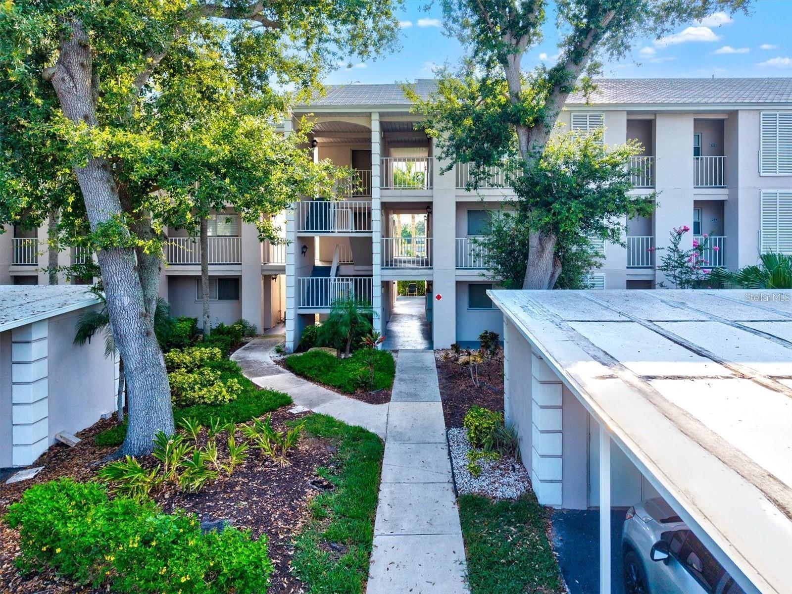 FARMINGTON VISTAS - Residential