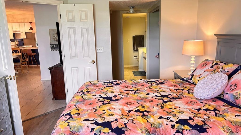 Photo of 433 Cerromar Lane #331, Venice, FL 34293 (MLS # N6142831)