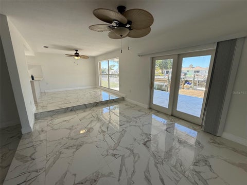 13701 Garris Drive, Hudson, FL 34667