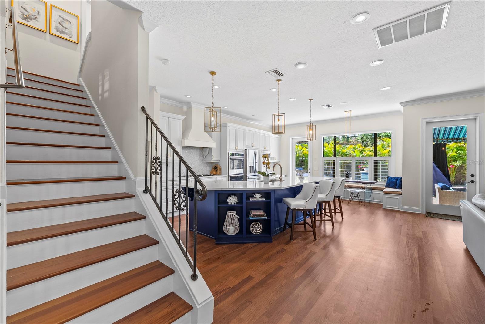 BAYSHORE BEAUTIFUL - Residential
