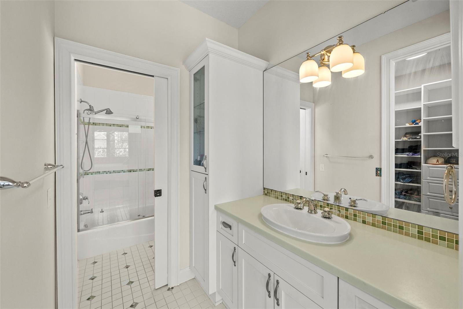 BAYSHORE BEAUTIFUL - Residential