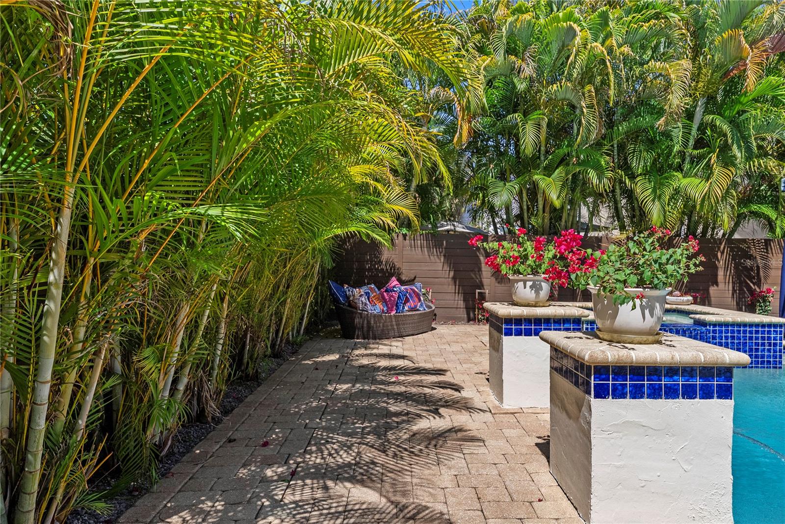 BAYSHORE BEAUTIFUL - Residential